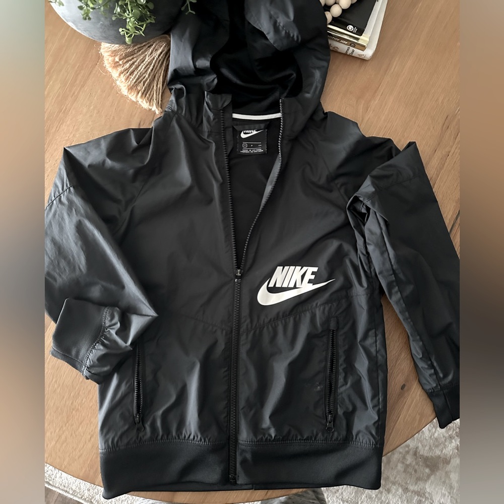 Nike Small Windrunner Jacket